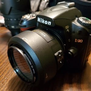 Nikon D90 w/ Nikon 35mm